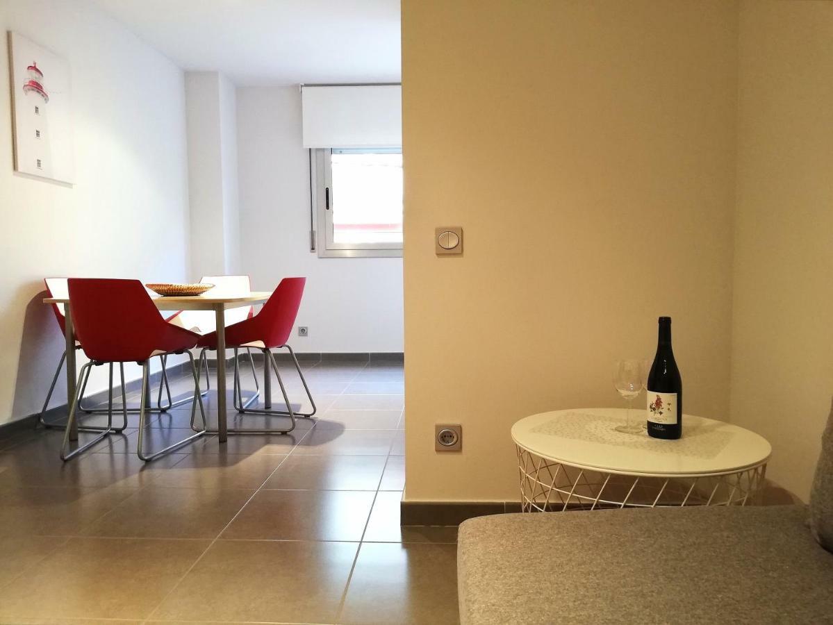 Mazi Apartments Nest Mataró Buitenkant foto