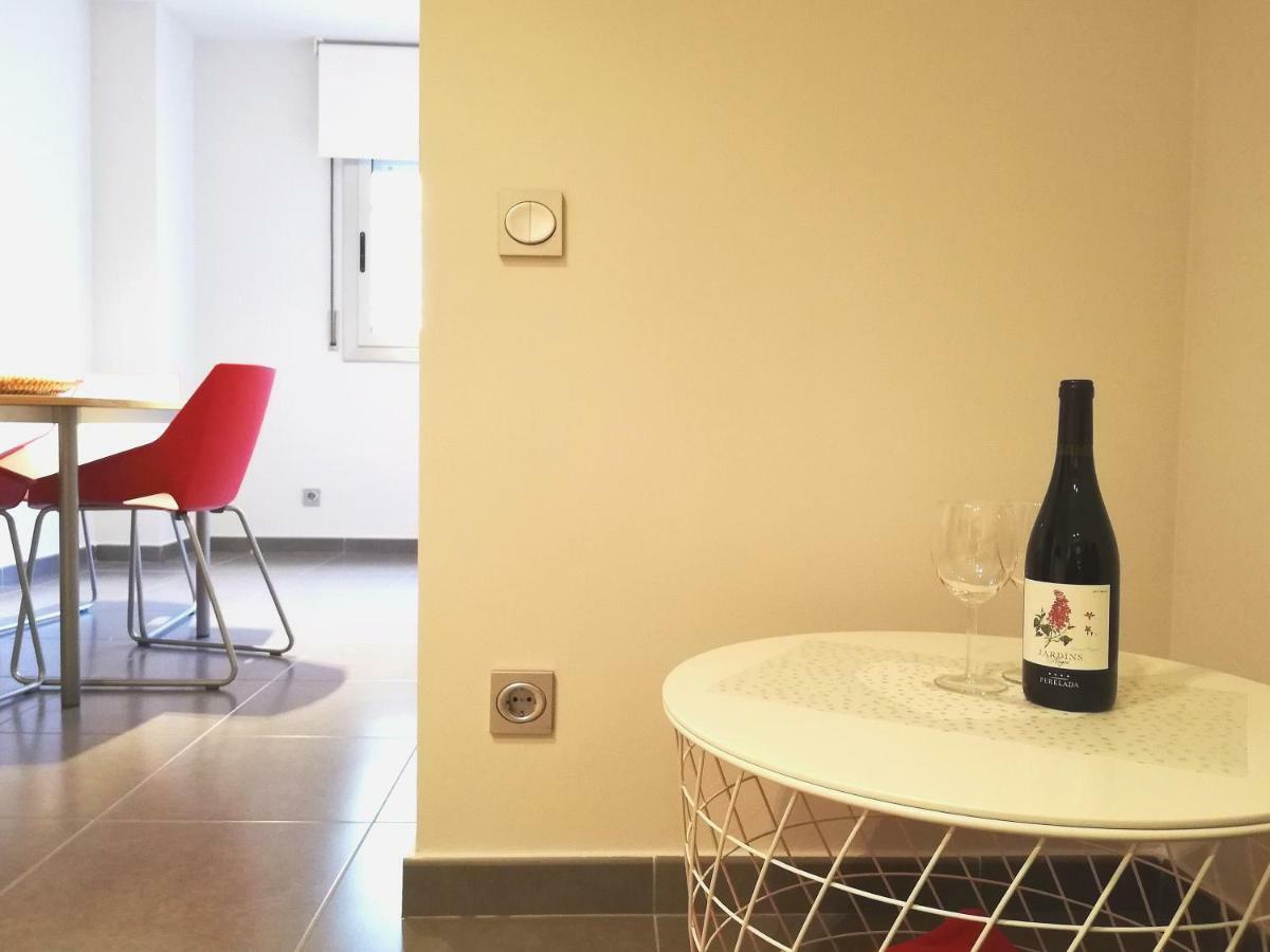 Mazi Apartments Nest Mataró Buitenkant foto